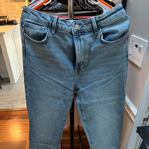 Joe’s High Rise Straight Jeans – Light Wash– Size 30 – New with Tags - Picture 1 of 3